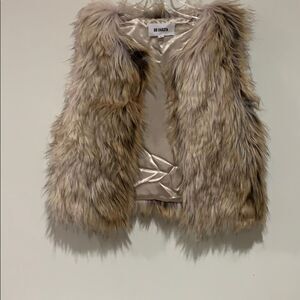 BB Dakota Faux fur Vest NO Tag